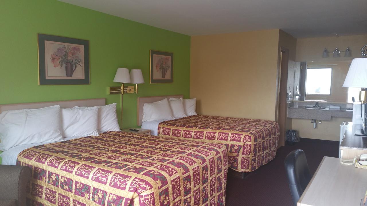 Economy Inn & Suites Harrisburg Zewnętrze zdjęcie